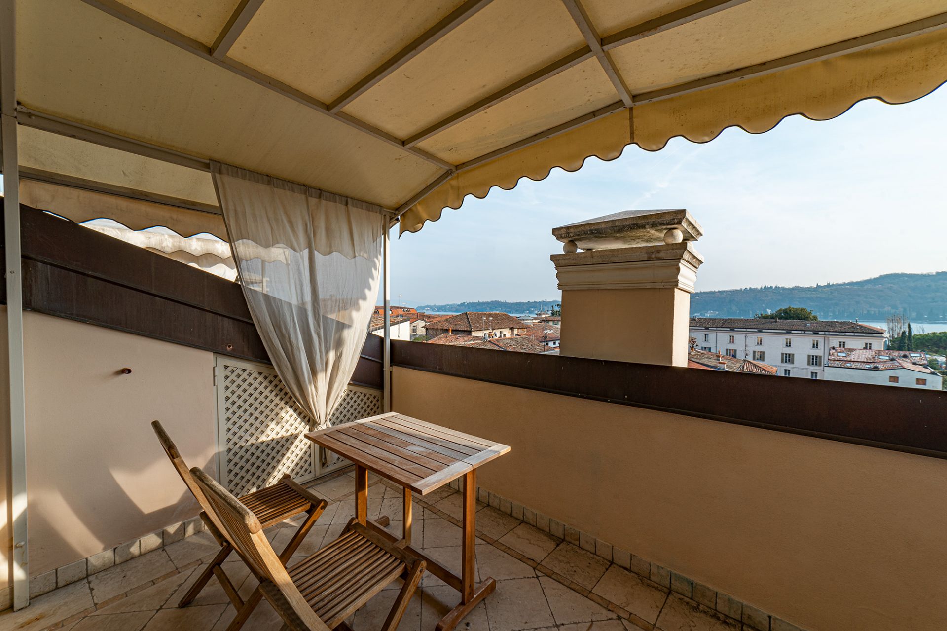 Azalea terrace, above the centre of Salò.